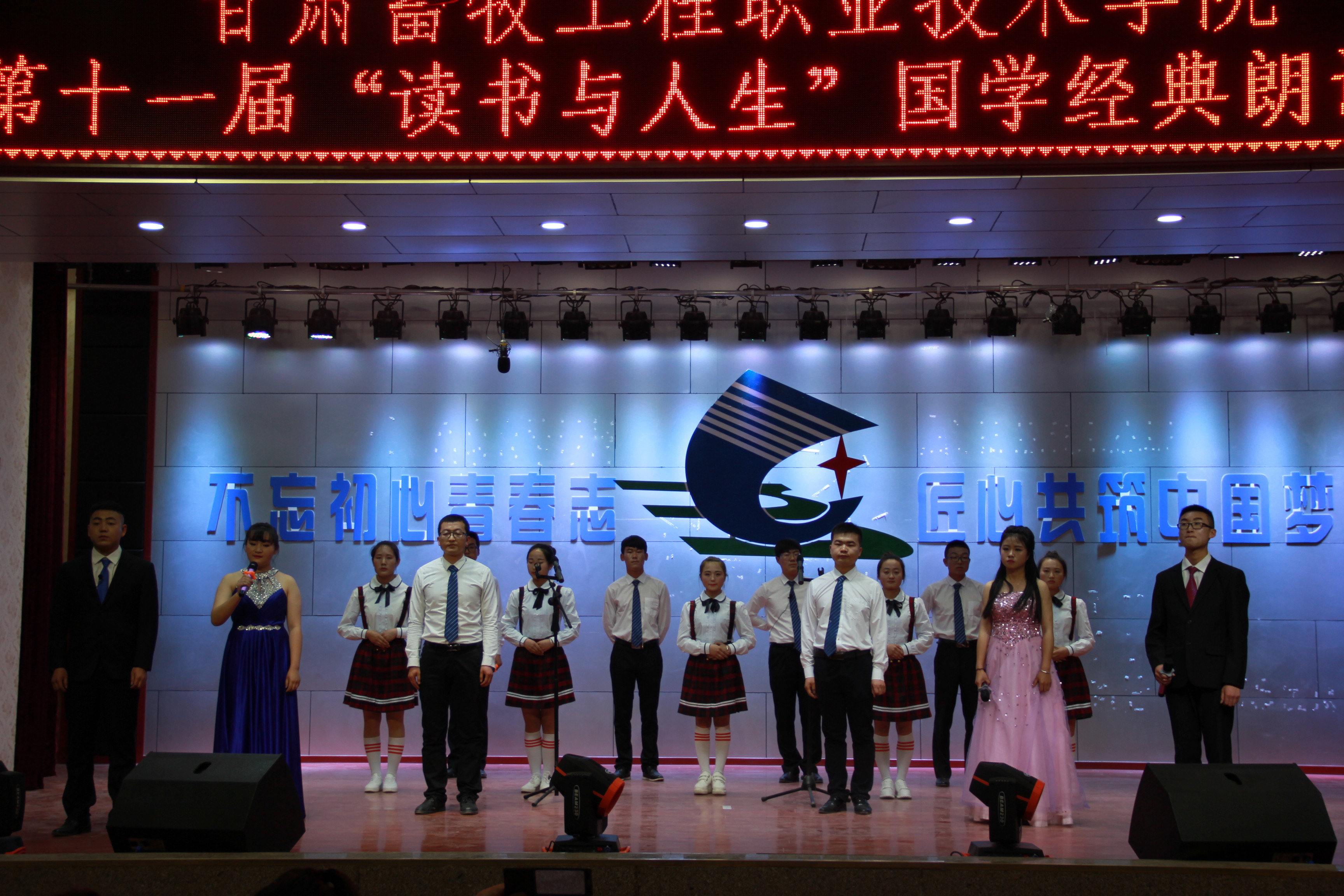 4a04f69abe7f4a6fa431873bebba4741.JPG 4a04f69abe7f4a6fa431873bebba4741.JPG