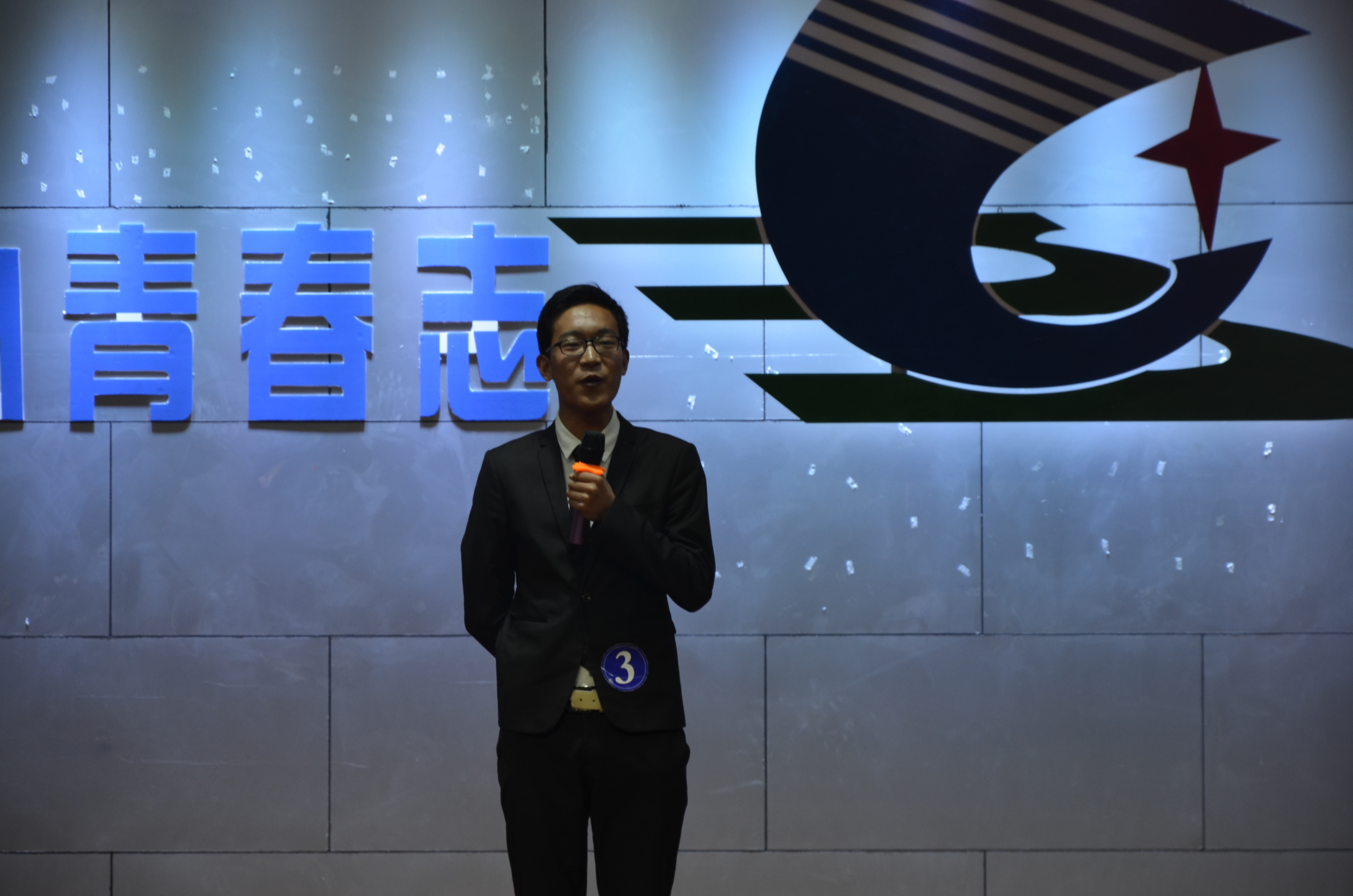 9bbd22bc0ec54230bee7539f073e5803.JPG 9bbd22bc0ec54230bee7539f073e5803.JPG